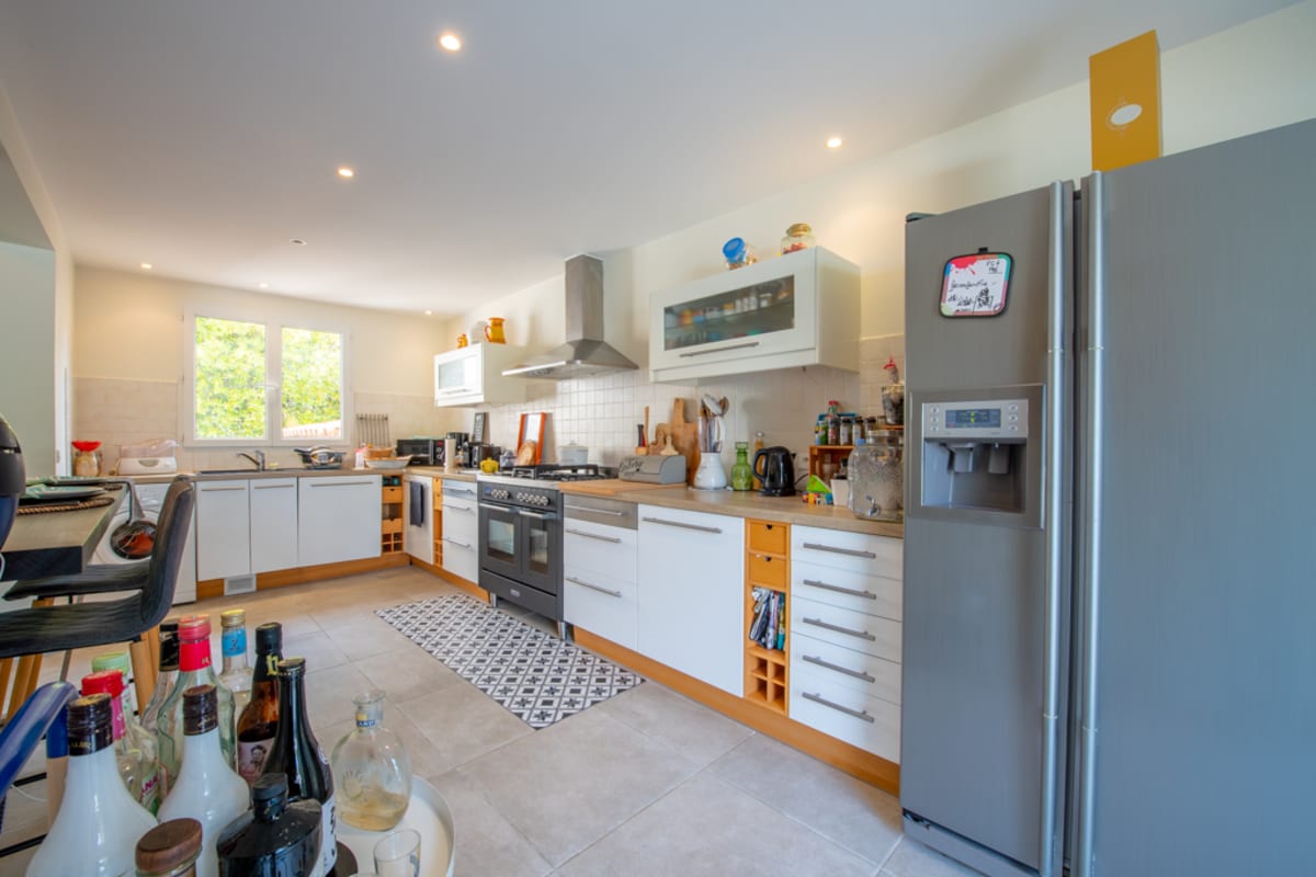  immobilier  Villa avec piscine à 2,5km de Saint-Tropez