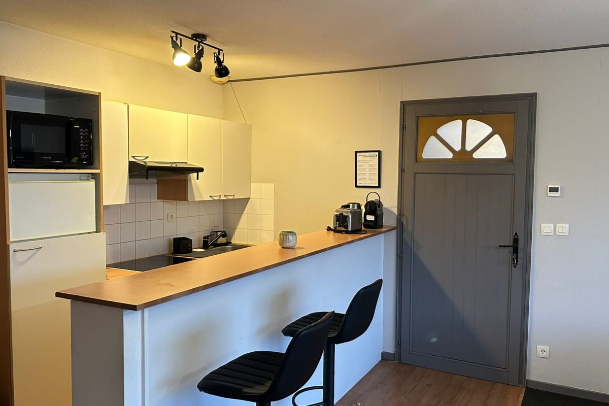 Appartement   Havre de paix verdoyant avec terrasse au Teich