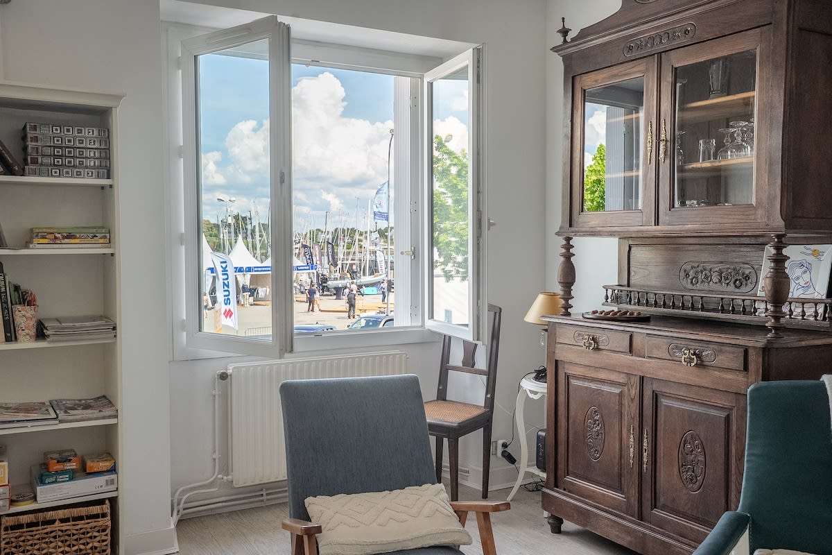 Immobilier La Perle du Port : Vue Panoramique et Terrasse  