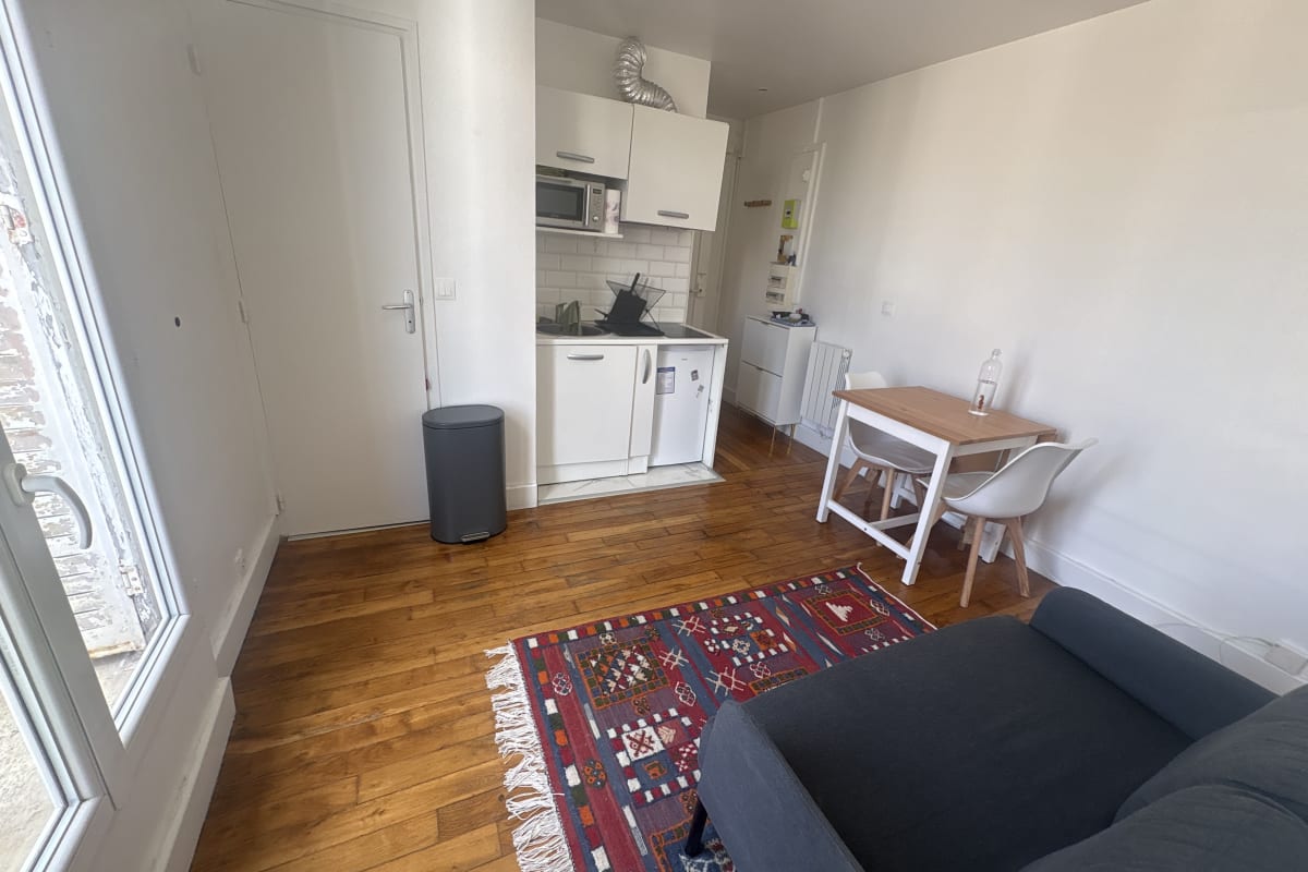 Studio avec balcon au cœur du 15e arrondissement