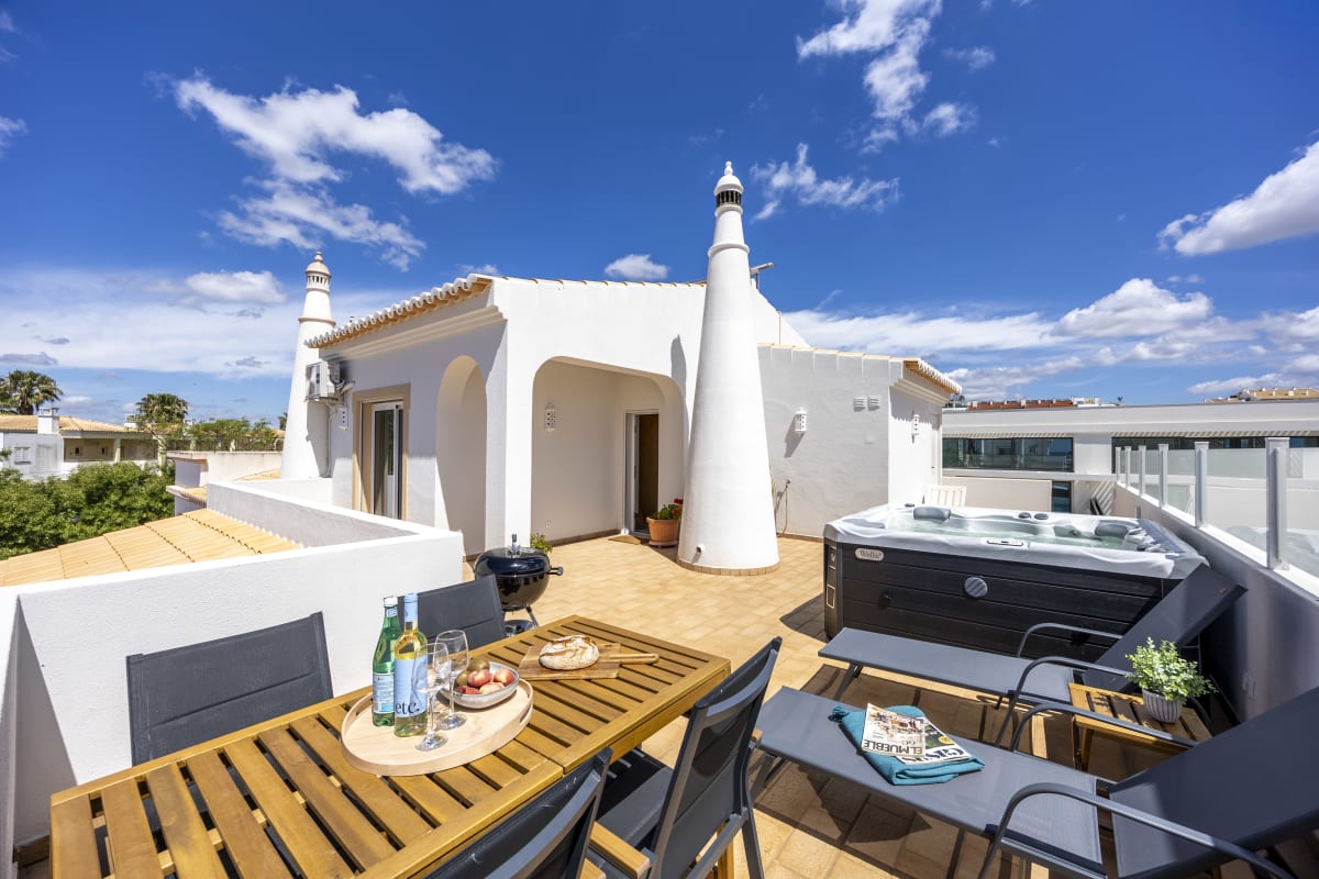  Appartement Apartment Alvor - Jacuzzi sur terrasse, vue mer