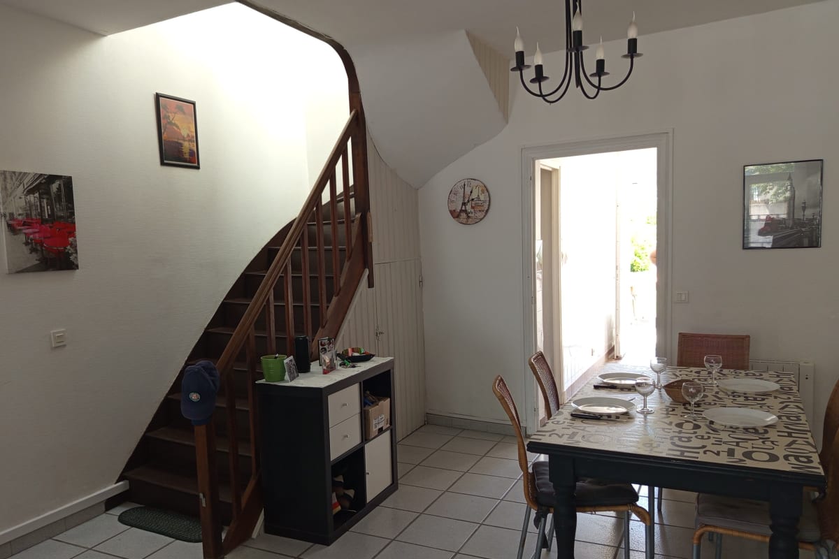  immobilier  Maison lumineuse avec jardin proche mer