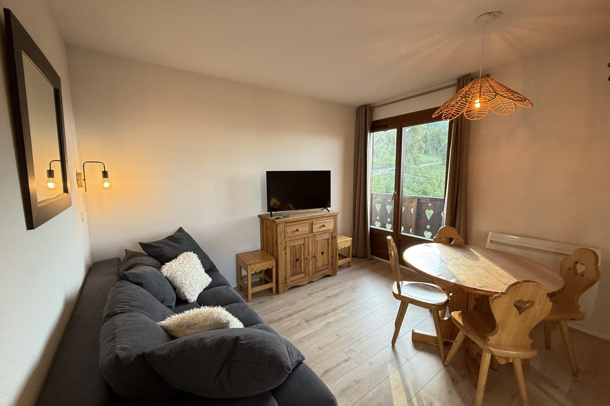  Enjoy-And-Stay :T2 4-6 pers - Balcon piscine sauna 