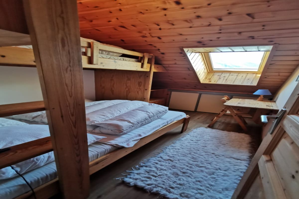  immobilier  Appt familial face aux Grands Bains avec balcon