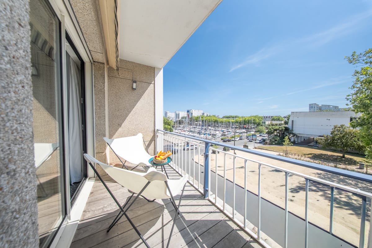  Appartement T3 Standing Vue Port • Garage + Borne