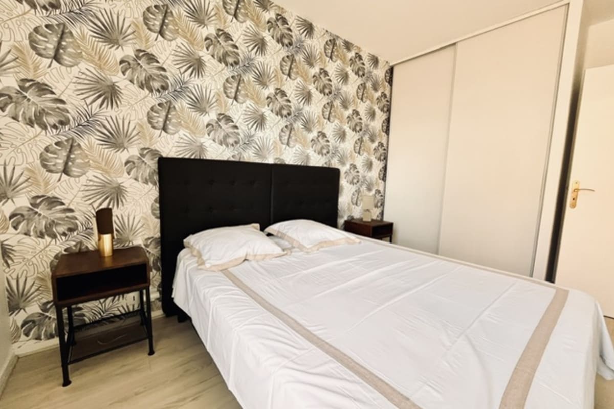 Appartement   Appartement La Rochelle vue lac 