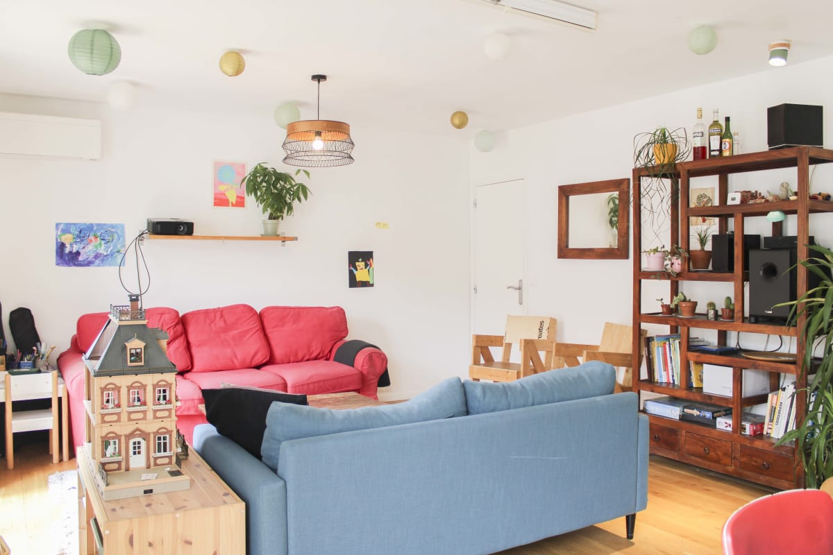  immobilier  Grand appartement familial avec balcon et parking