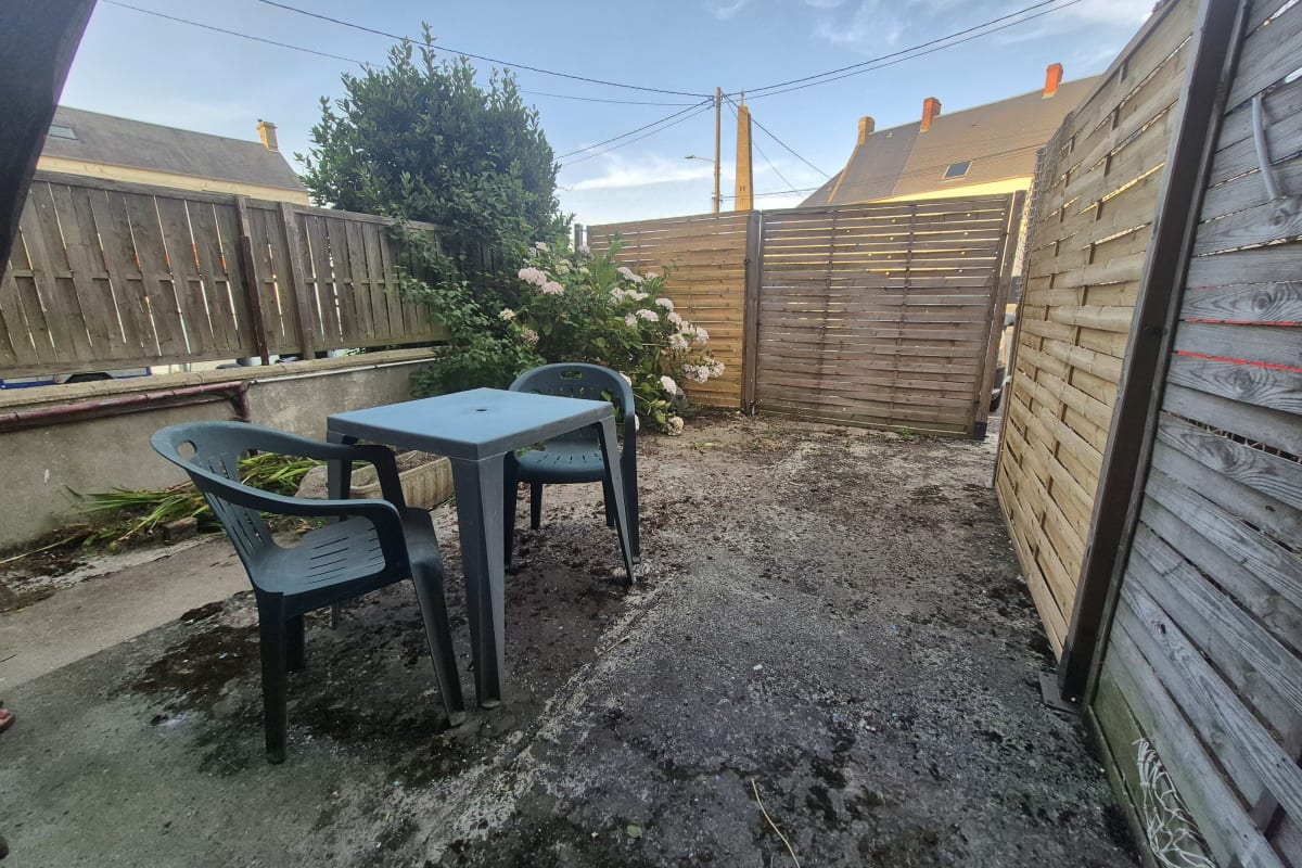  Studio avec terrasse et barbecue, proche mer 