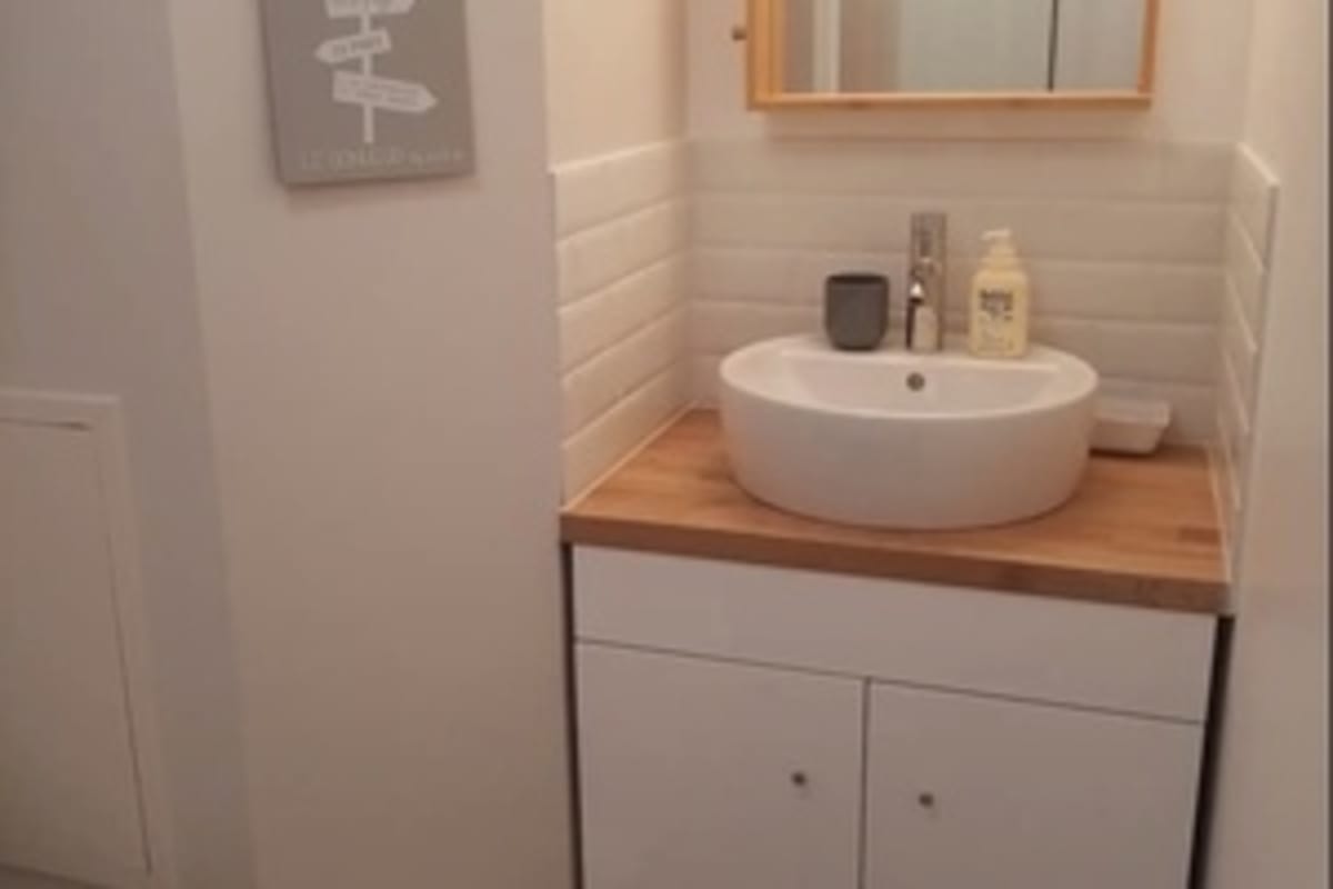 Appartement   Appt avec un balcon et la plage