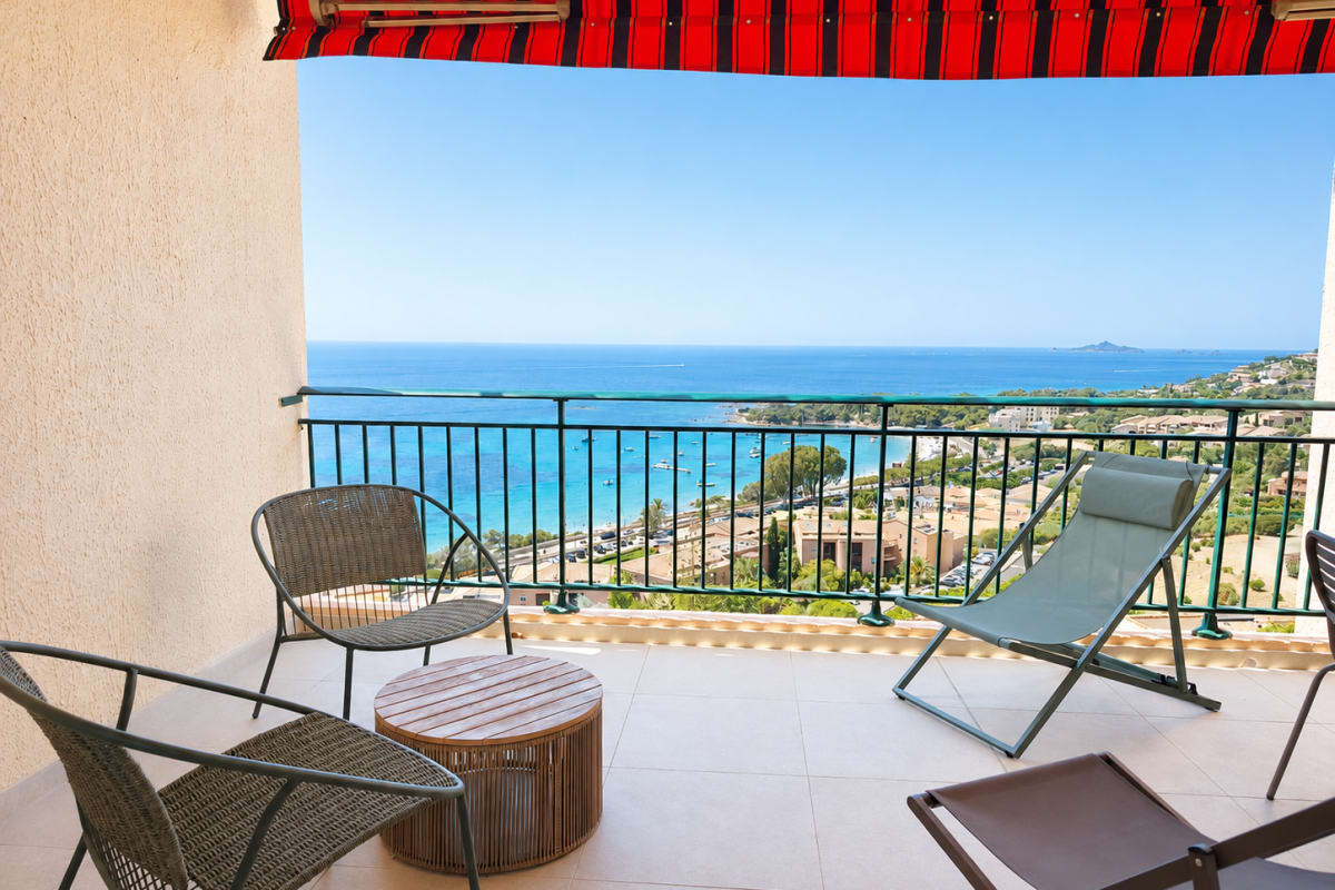 Vue panoramique mer et Sanguinaires, terrasses