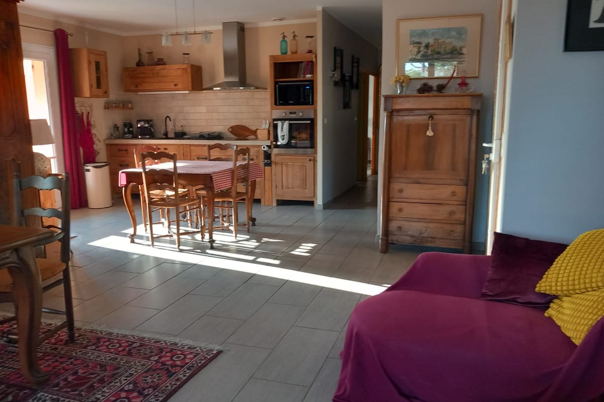  immobilier  Maison avec piscine privée à Entraigues