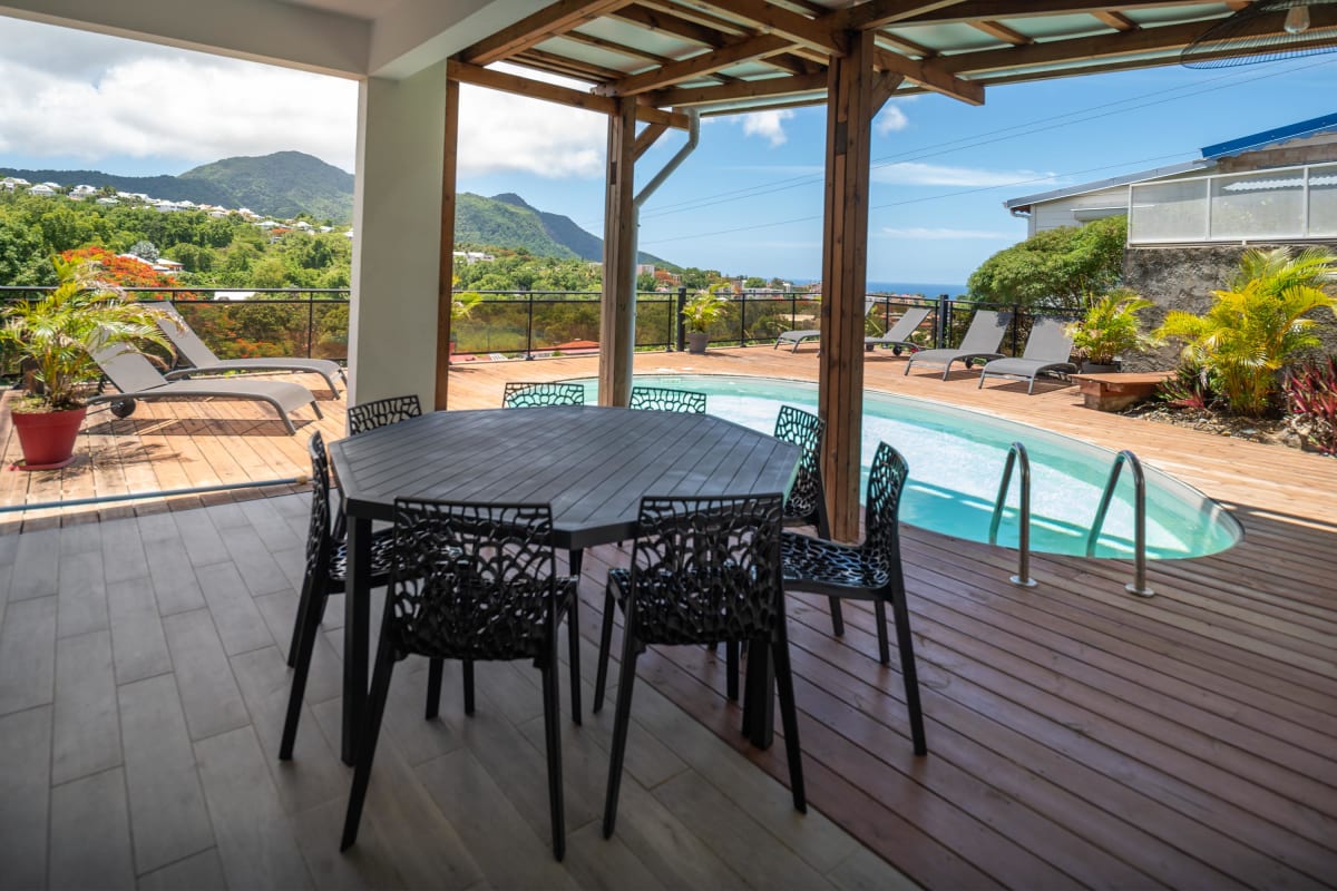 Immobilier Saint-Phy - Piscine - Vue mer  