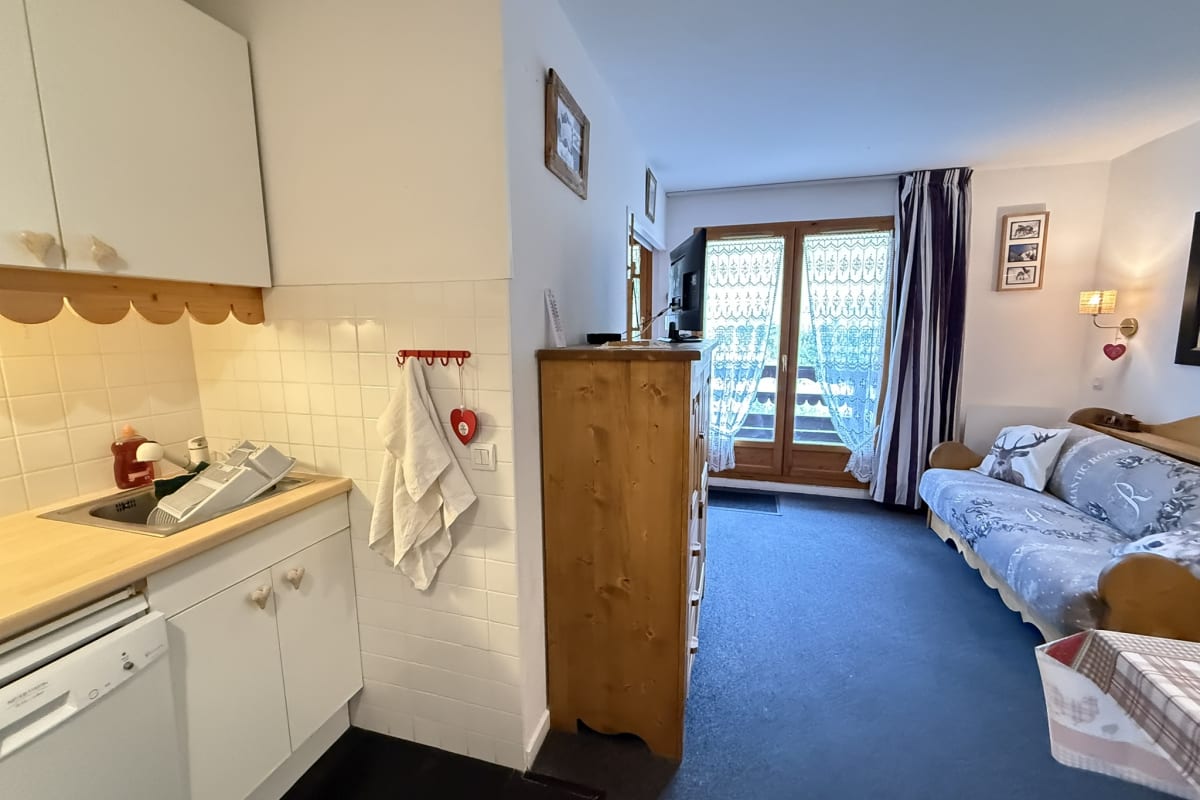  immobilier  Appart 4 pers • proche pistes• Piscine et sauna • Risoul