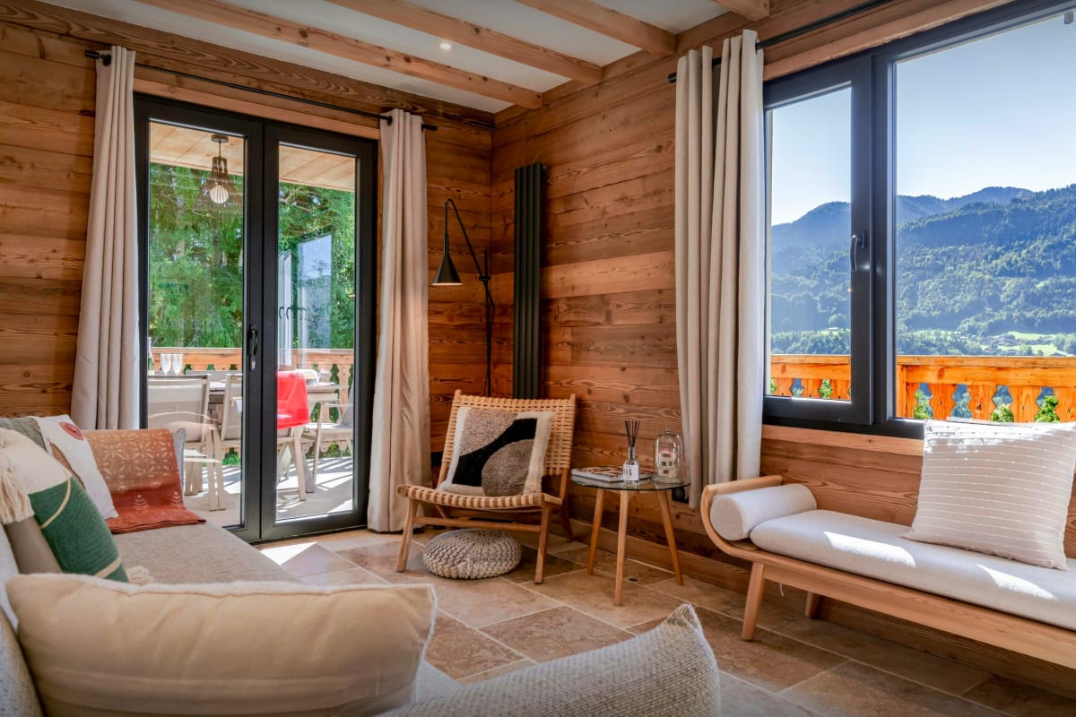 Chalet pour 10 – jacuzzi, terrasse, jardin proche de Samoëns - OVO Network