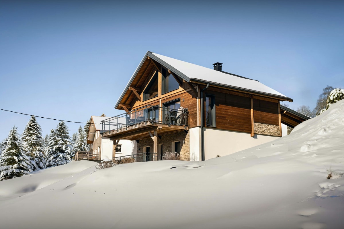  immobilier  Refuge d'exception avec jacuzzi, sauna et magnifique vue - OVO Network