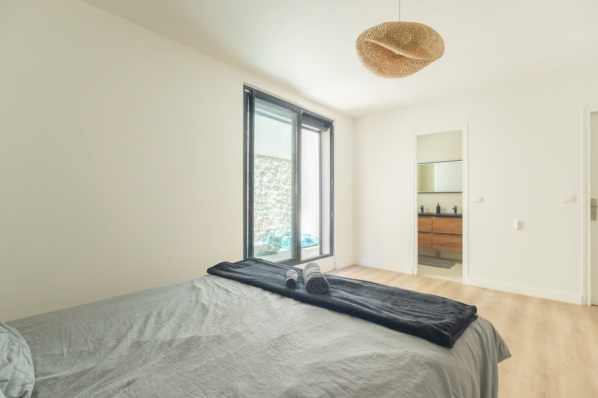 Appartement   Écrin caché - Terrasses et Clim - Centre ville