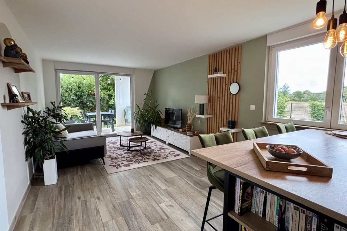 Immobilier Appartement avec terrasse et jardin à Strasbourg  