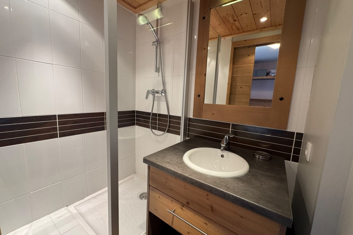 Immobilier Appartement T3 pour 7 personnes avec grand balcon - Résidence Antarès  