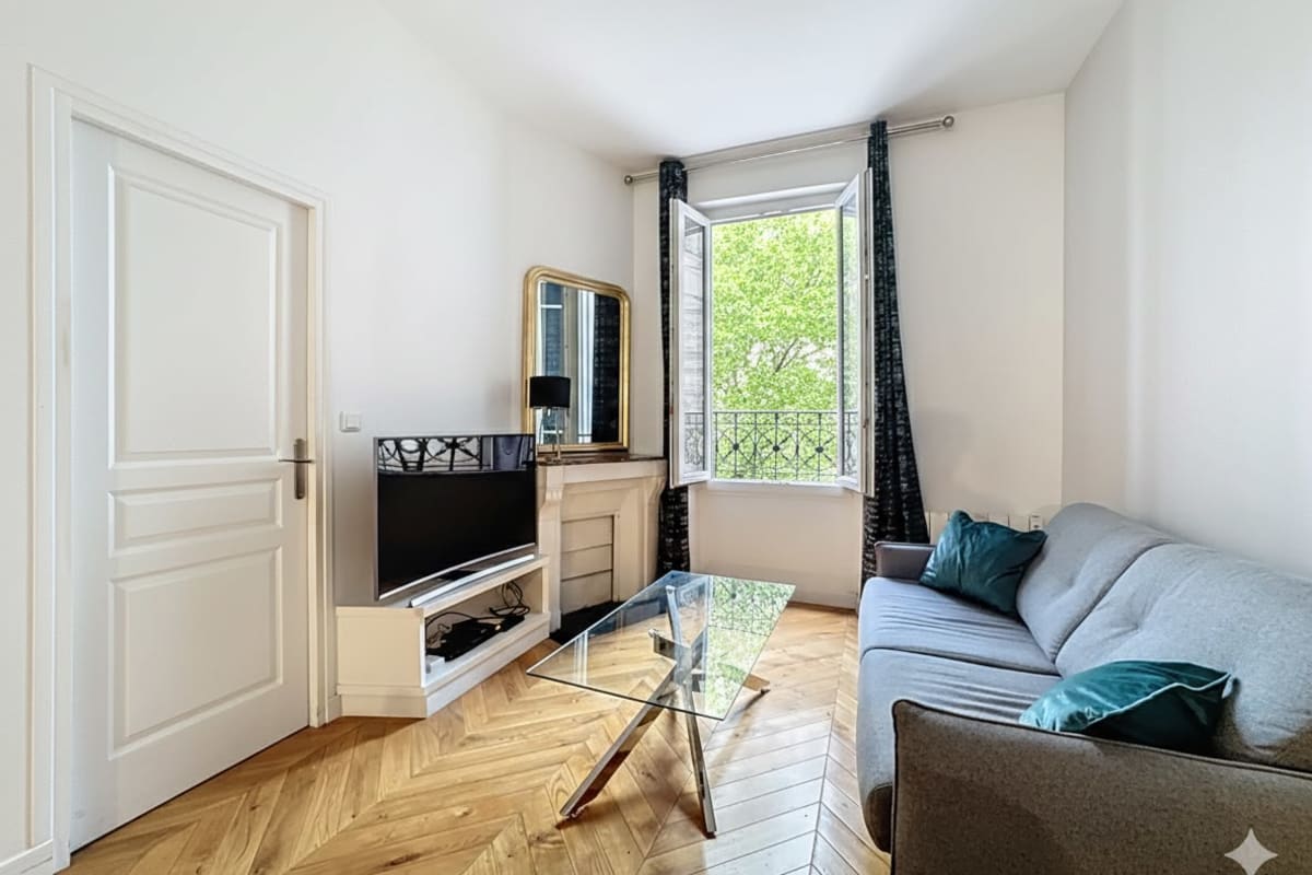  immobilier  Bel appt à proximité de Montmartre 