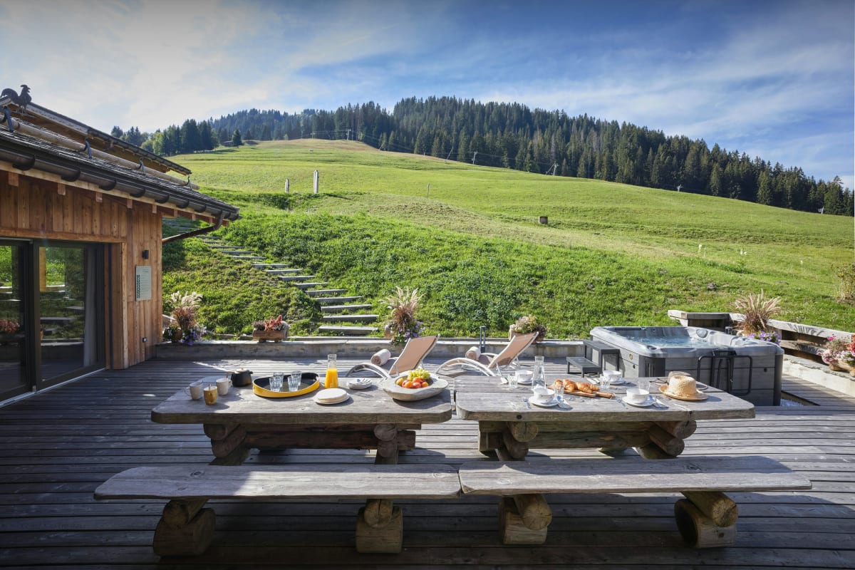  immobilier  Chalet pour 10 à quelques mètres des pistes et des sentiers - OVO Network