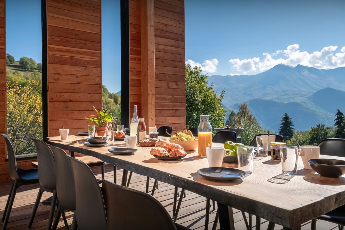 Immobilier Chalet pour 14 avec sauna et bain nordique - OVO Network  
