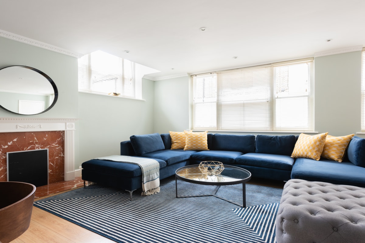 The Kensington Palace Mews - Bright & Modern 6BDR House with Parking Space 2