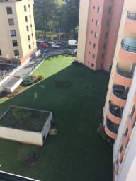 vue depuis la fenêtre sur jardin résidence
