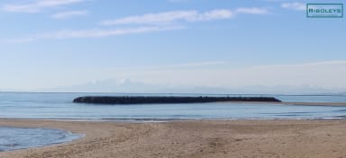 Plage à 600m du logement