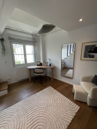 rental-family-prestigious-maison-lumea-paris-bedroom