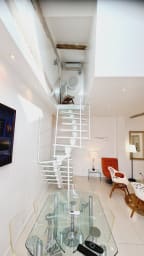 Escaqlier vers chambre parentale