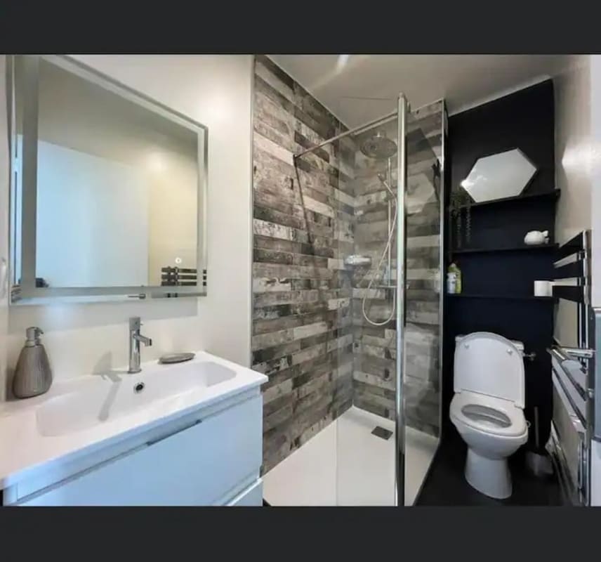 Appartement   Studio cosy vue mer imprenable 2 étoiles   