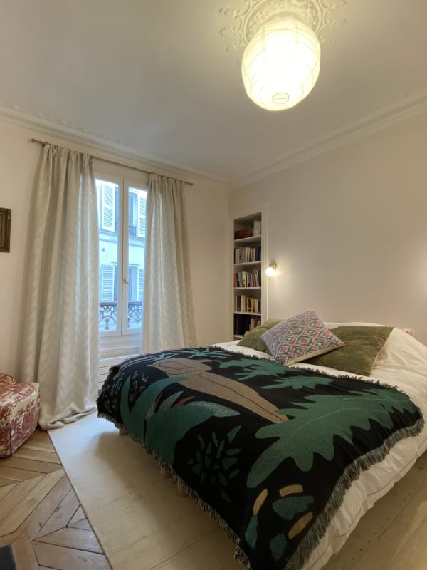  Appartement haussmanien cozy au coeur de Paris 
