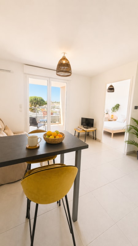  Appartement T2 neuf avec terrasse, parking privé et Wi-Fi – Antibes
