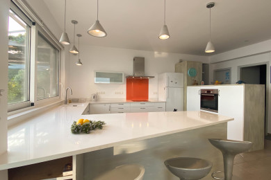 very spacious kitchen