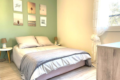 Chambre 2 avec lit 140