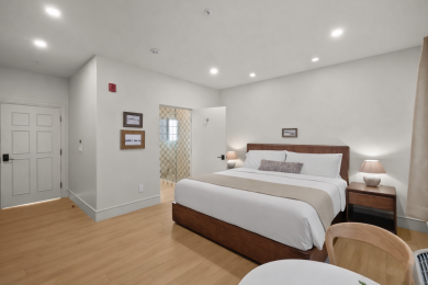 King-size bed, sleeps 2 (Cool Gel Chill memory foam mattress)