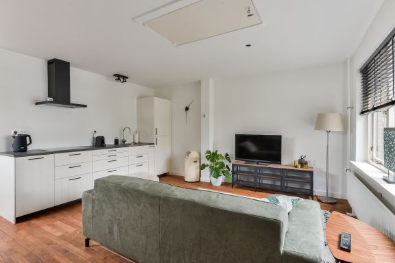 Luxury Garden View Apartment - GRATIS PARKEREN