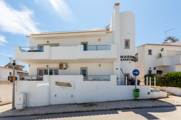 Mariners (5) - Bright and stylish apartment - 2-minute walk to the beach