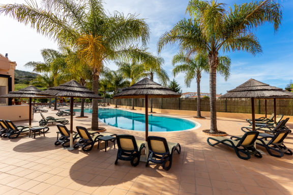 Baia da Luz - ground floor apartment