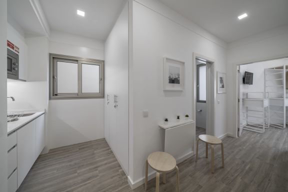 Drapes, Design Apartments 3B