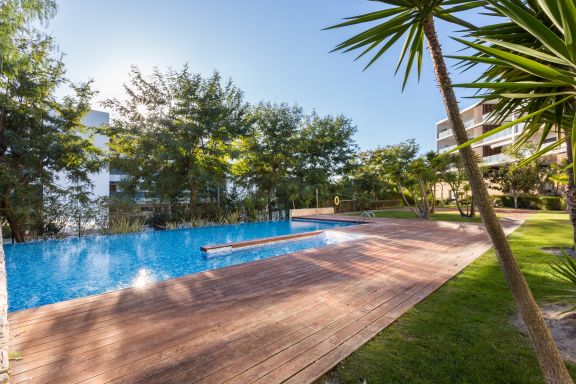 The Sunshine Apartment - Brand new T2 near Lagos Marina