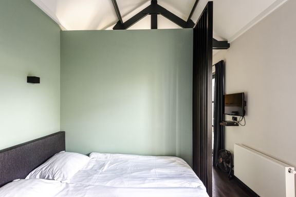 Zandvoort Lodge 1 - Amazing couples getaway!