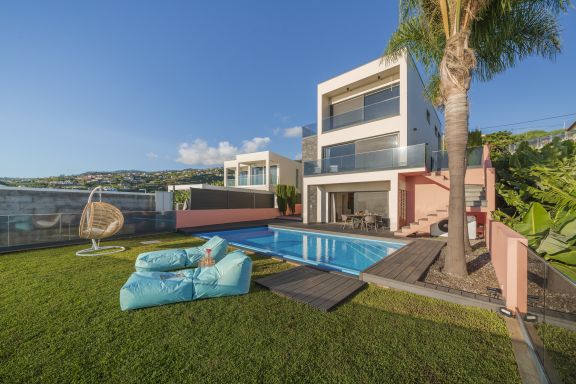 With pool and superb sea view - Villa Candelária