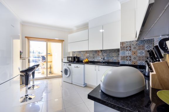 Apartment Gloria - stylish 2 bedroom apartment
