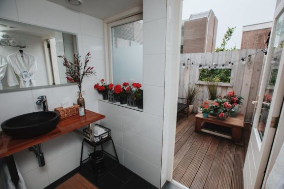 City Attic Haarlem, 4-Personen-Apartment mit Terrasse