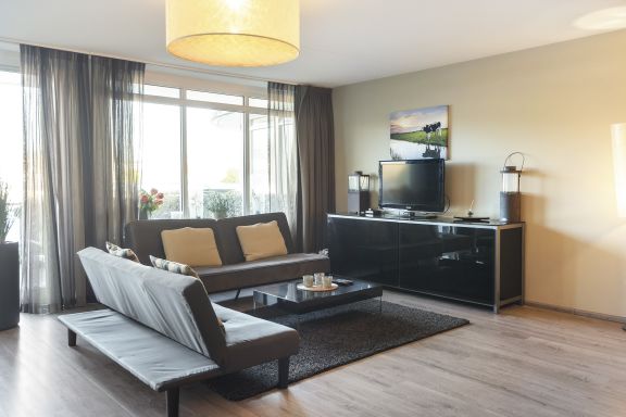 Spacious 2 bedroom ground flloor apartment - Kaag Resort (1)