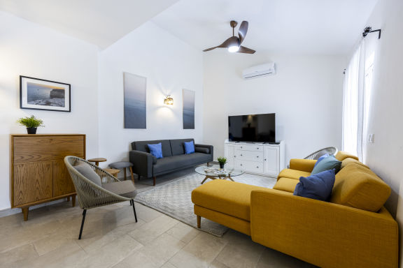 Quinta Azure