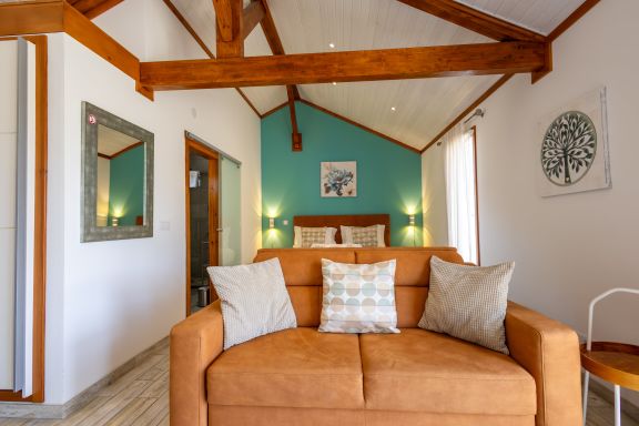 The Olive Hill Bungalow Menta