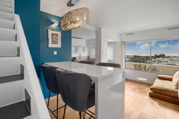 Luxury Penthouse Port Nature