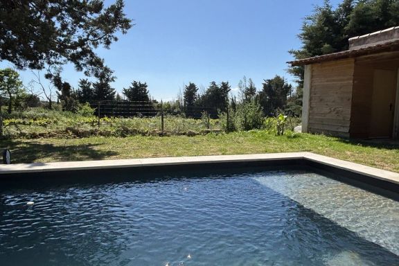 Countryside villa with swimming pool
